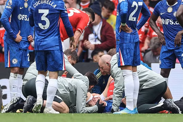 Sự tổn thất về nhân sự khiến Chelsea càng thêm lúng túng