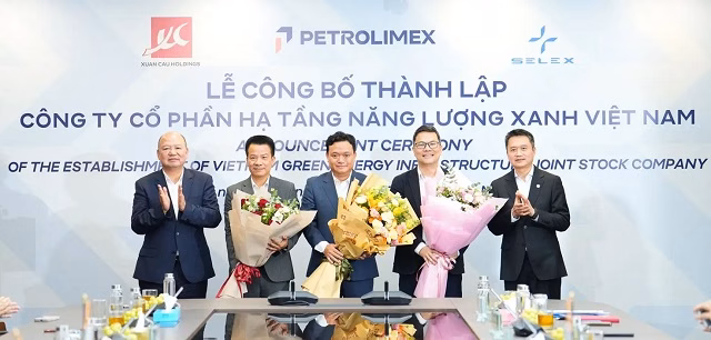 Sự kiện đánh dấu chiến lược của Petrolimex trong việc mở rộng sang lĩnh vực năng lượng cho giao thông điện tại Việt Nam.