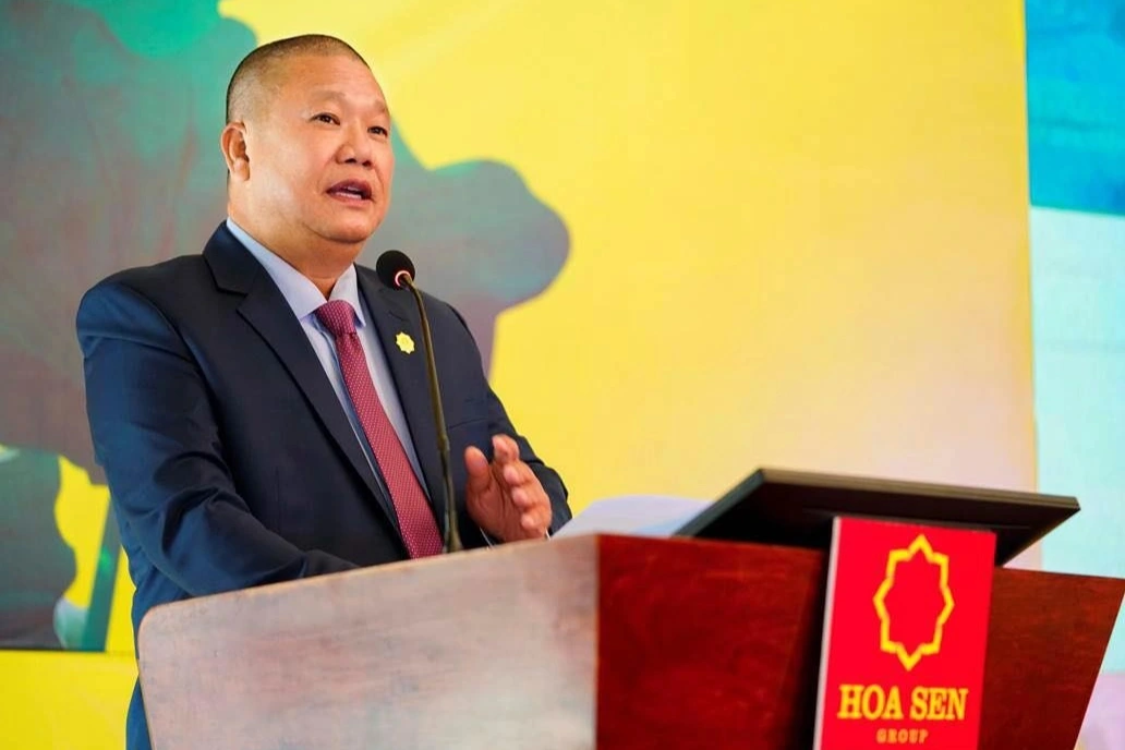 Ông Lê Phước Vũ, Chủ tịch HĐQT Tập đoàn Hoa Sen, người thường được biết đến với biệt danh "đại gia đi tu" (Ảnh: DT).